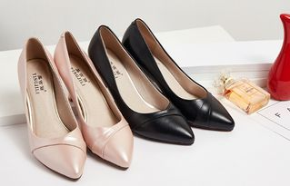 一、名牌女鞋的选购要点
