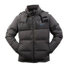 一、李宁羽绒服的设计理念