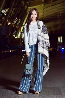 三、透明服装的时尚影响力