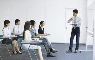 三、人员培训与管理