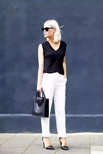 三、打底衫的色彩搭配技巧