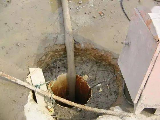 三、搭配技巧与场合选择