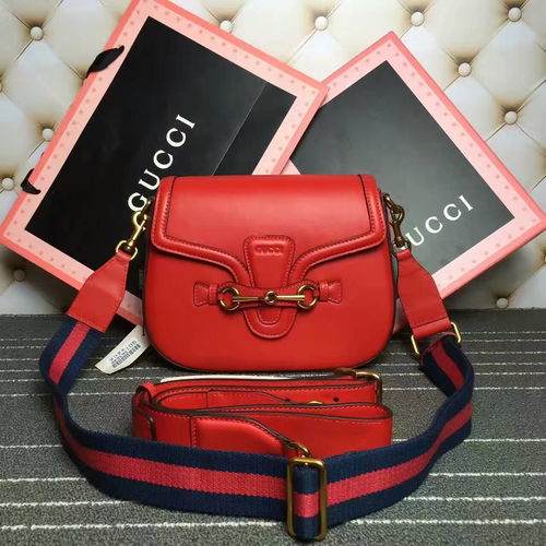 三、选购二三线品牌包包的注意事项