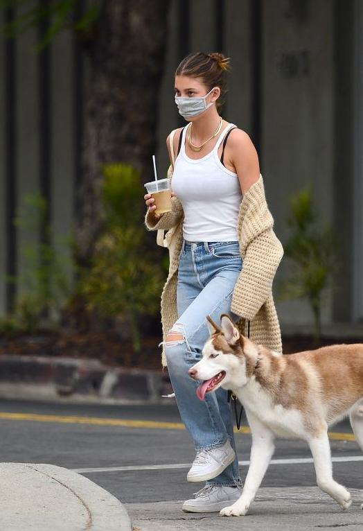 二、如何利用服装搭配网提升形象