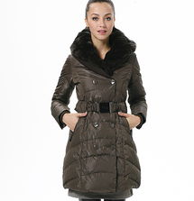 波司登羽绒服女款,时尚保暖-冬季必备单品解析