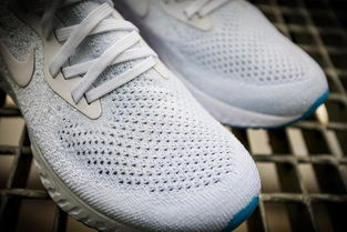 三、如何选择适合自己的高端运动鞋