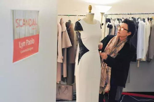 一、服装搭配师培训学校的选择标准