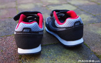 三、掌握男鞋休闲鞋的选购技巧