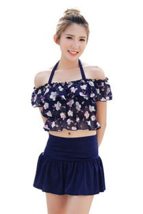 二、如何选择合适的镂空比基尼罩衫