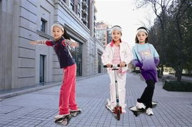 2. 李宁童装 - 运动风格的引领者