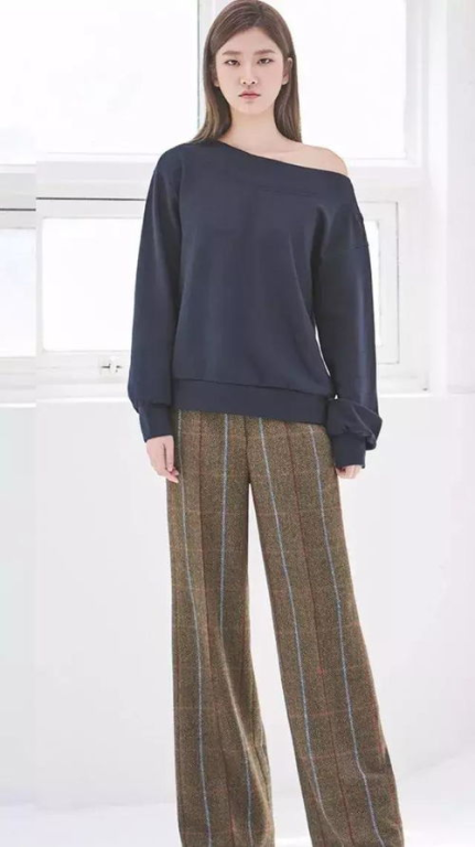 三、注重服装的质感和款式