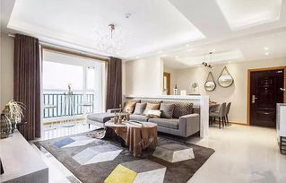 二、注重内搭的层次感