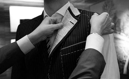 二、影响段记西服价格的因素