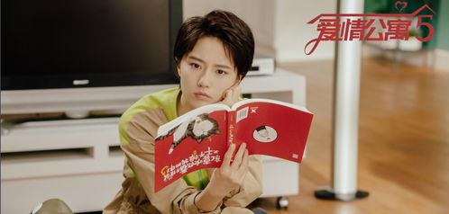 二、人物塑造与情感表达