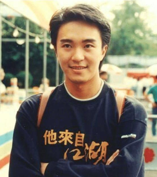 三、周星驰的导演之路：自编自导作品解析