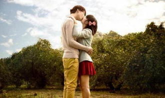 三、情感表达：真挚友谊与感人爱情