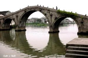 三、文化交流的桥梁