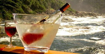 红酒储存与展示的完美结合