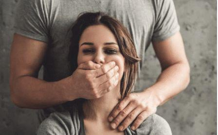 年轻继母的自我定位与心理调适